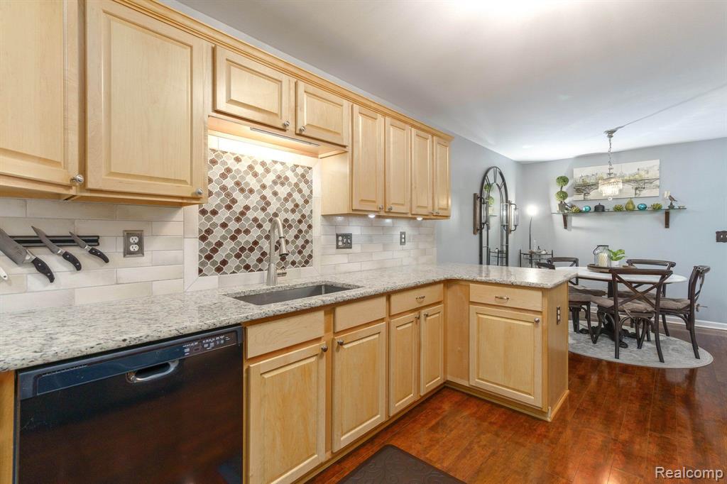 1324 DUFREE Boulevard, Howell, MI 48843 — Photo 15