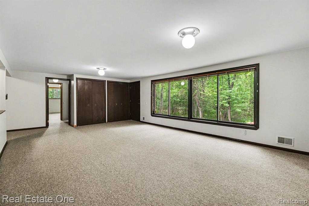 4757 Hardwoods Drive, West Bloomfield, MI 48323 — Photo 44