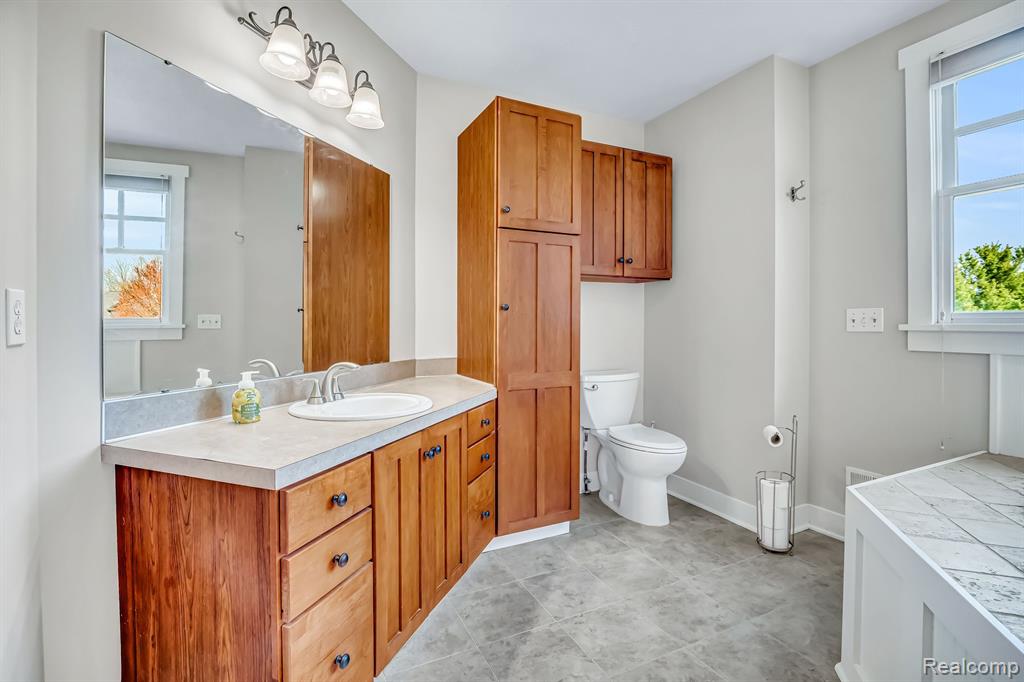 4538 SHELDON OAK Court, Hudsonville, MI 49426 — Photo 23