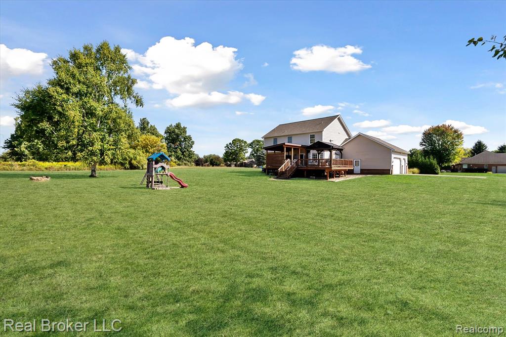 6097 High Valley Drive, White Lake, MI 48383 — Photo 48
