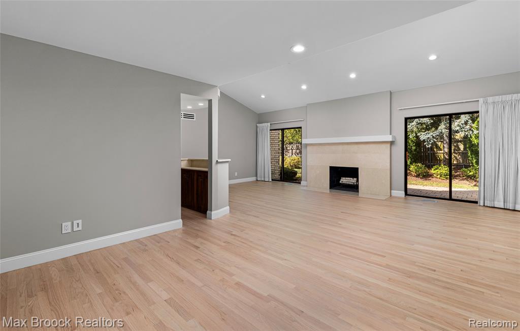5163 Woodlands Drive, Bloomfield Hills, MI 48302 — Photo 12