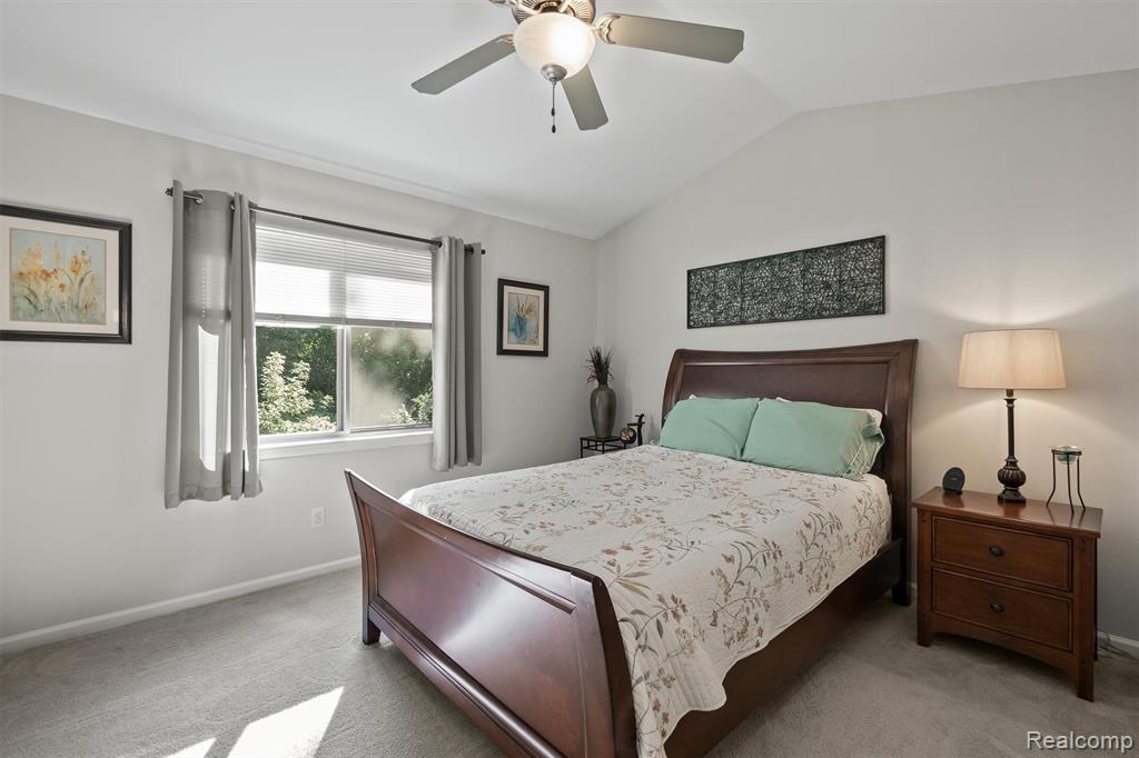 48 Millstone Drive, Waterford, MI 48328 — Photo 9