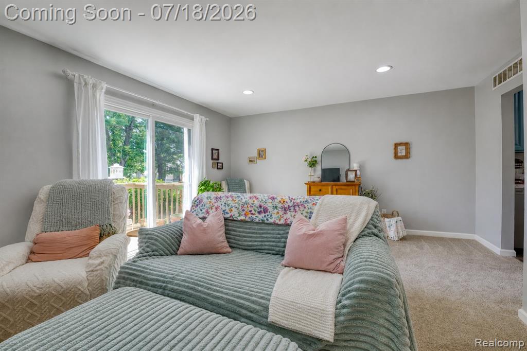 7300 Bluewater Drive, Clawson, MI 48348 — Photo 15
