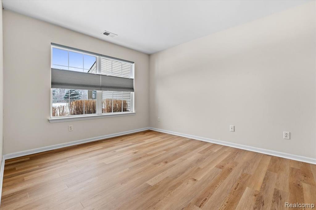 4127 Kirkway Court, 99, Howell, MI 48843 — Photo 15