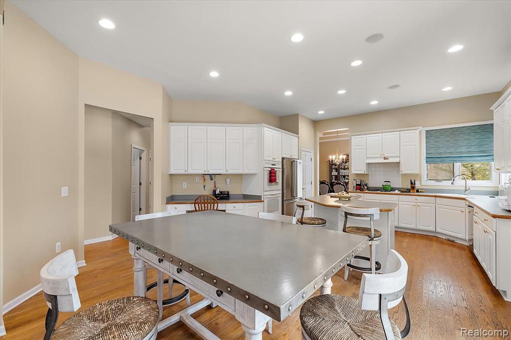 7108 Branford Court, West Bloomfield, MI — Photo 22