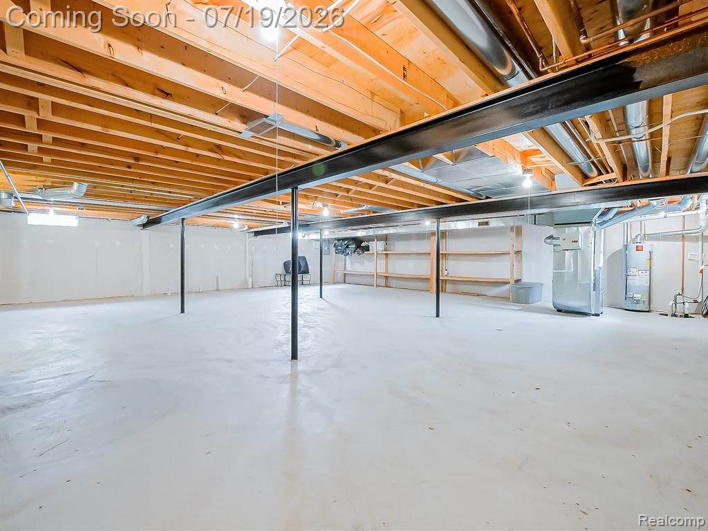 43461 Pointe Drive, Clinton Twp, MI 48038 — Photo 47