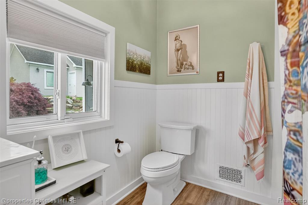 10219 Lakeside Drive, White Lake, MI — Photo 20