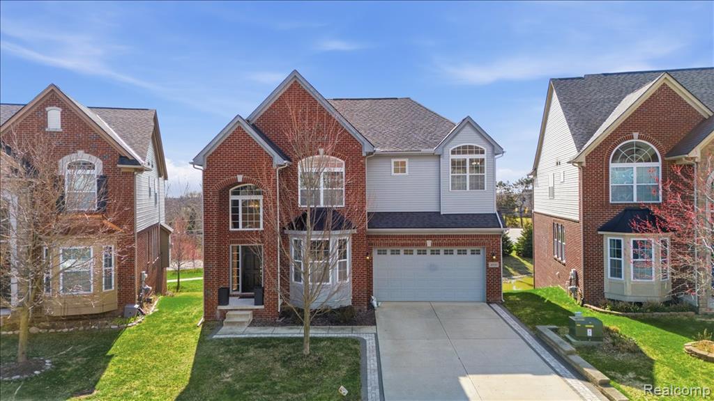 4930 E Stonegate Circle, Lake Orion, MI