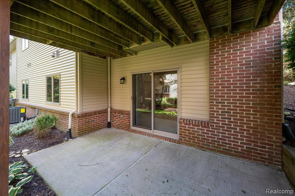 2308 SUGAR MAPLE Drive, Brighton, MI 48116 — Photo 26