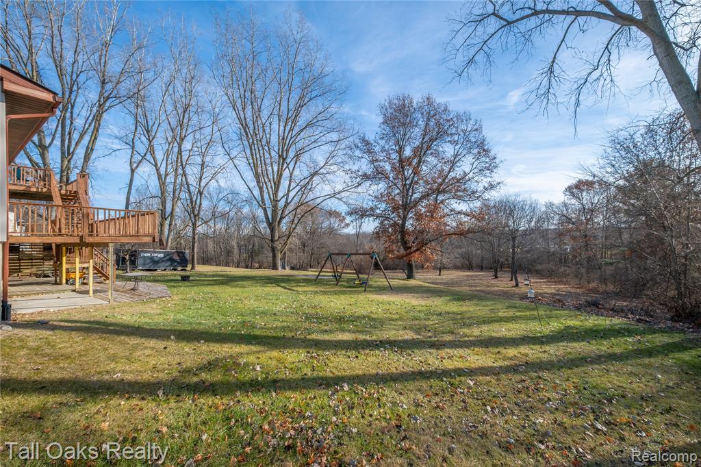 731 Cherry Hill Court, Columbiaville, MI 48421 — Photo 33