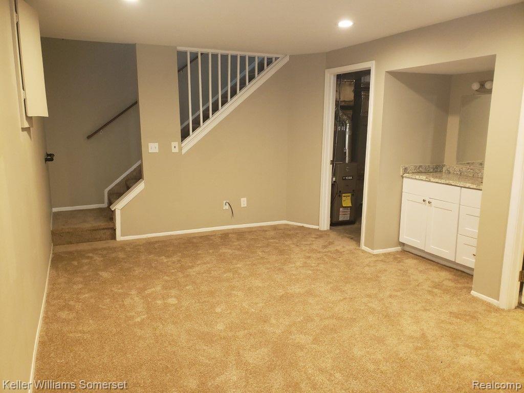 39975 CROSSWINDS, Novi, MI — Photo 18