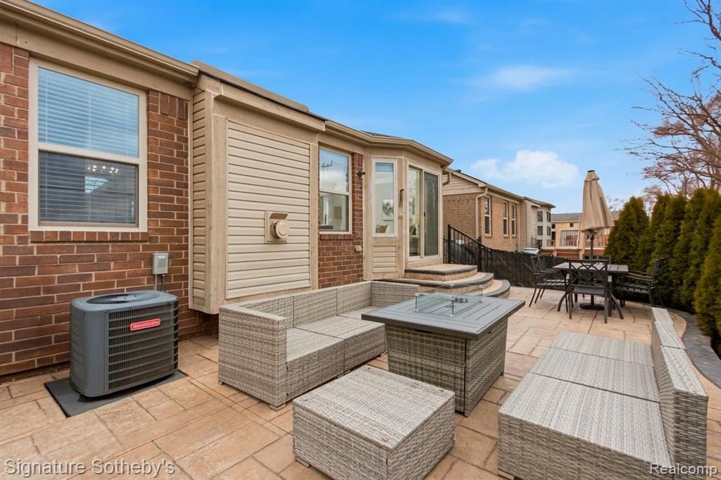 5735 Gregory Drive, Utica, MI 48317 — Photo 29