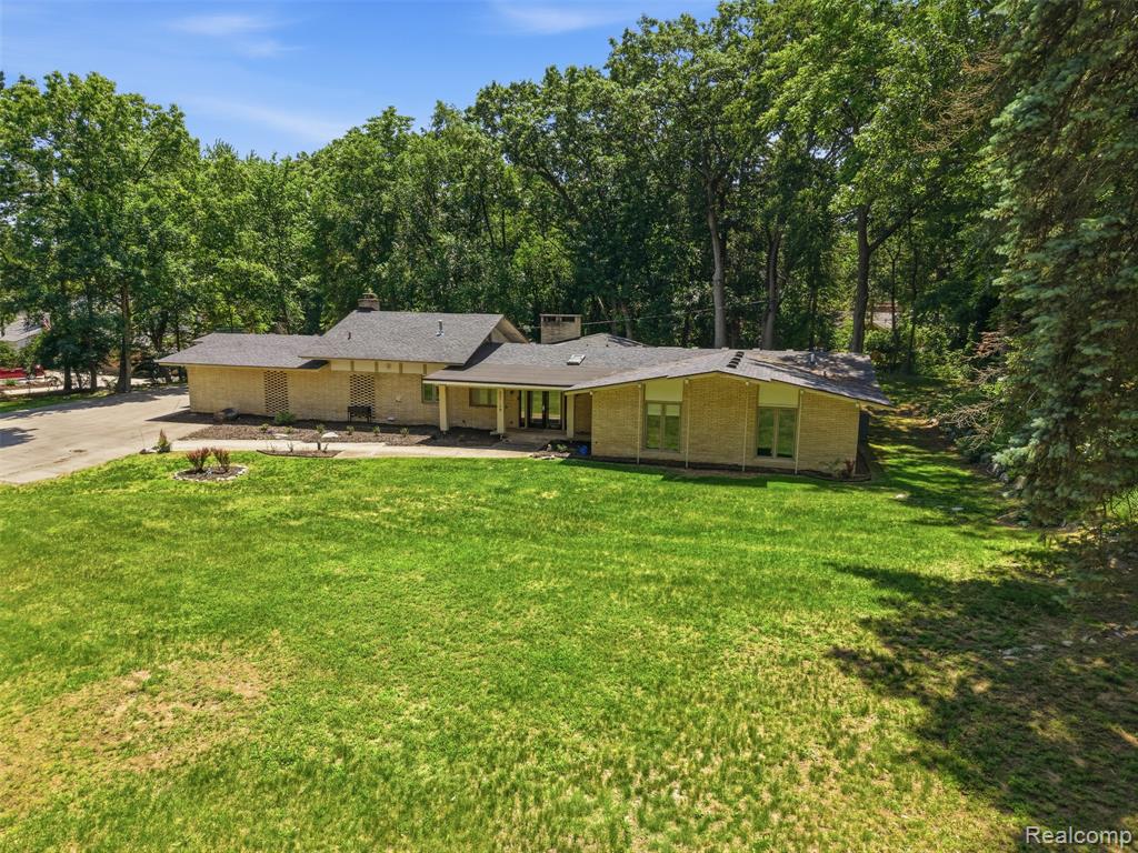30715 N Greenbriar Road, Franklin, MI 48025 — Photo 40