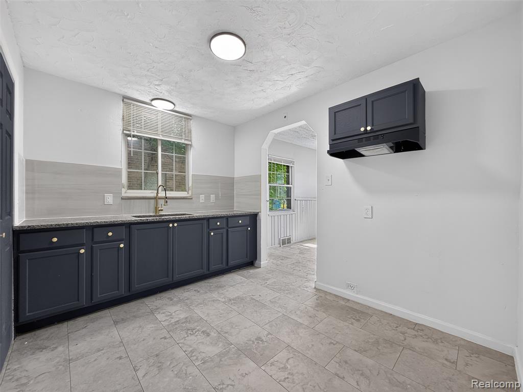 5234 Berkshire Street, Detroit, MI 48224 — Photo 7