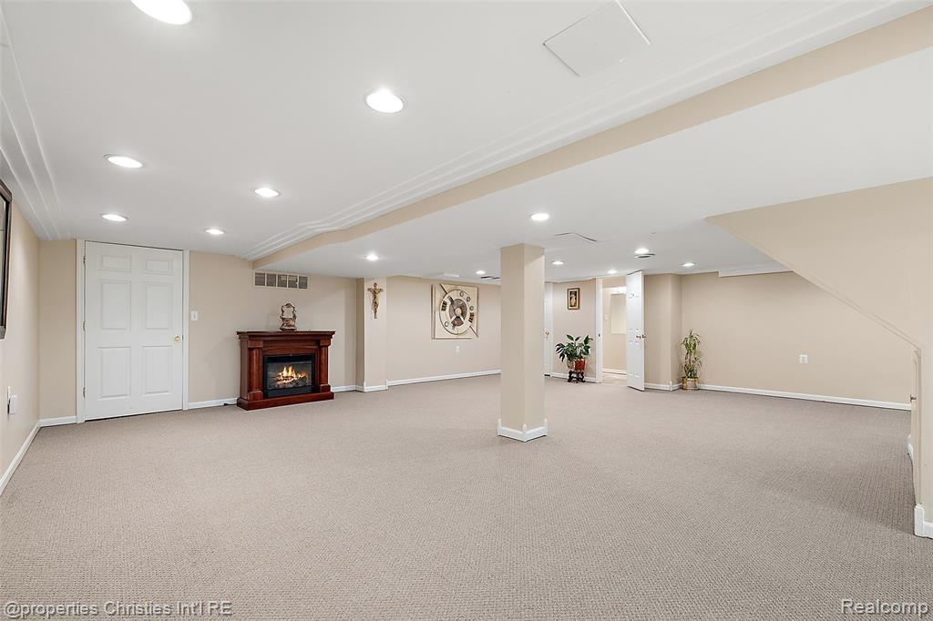 43159 La Bouquet Court, Sterling Heights, MI 48314 — Photo 60