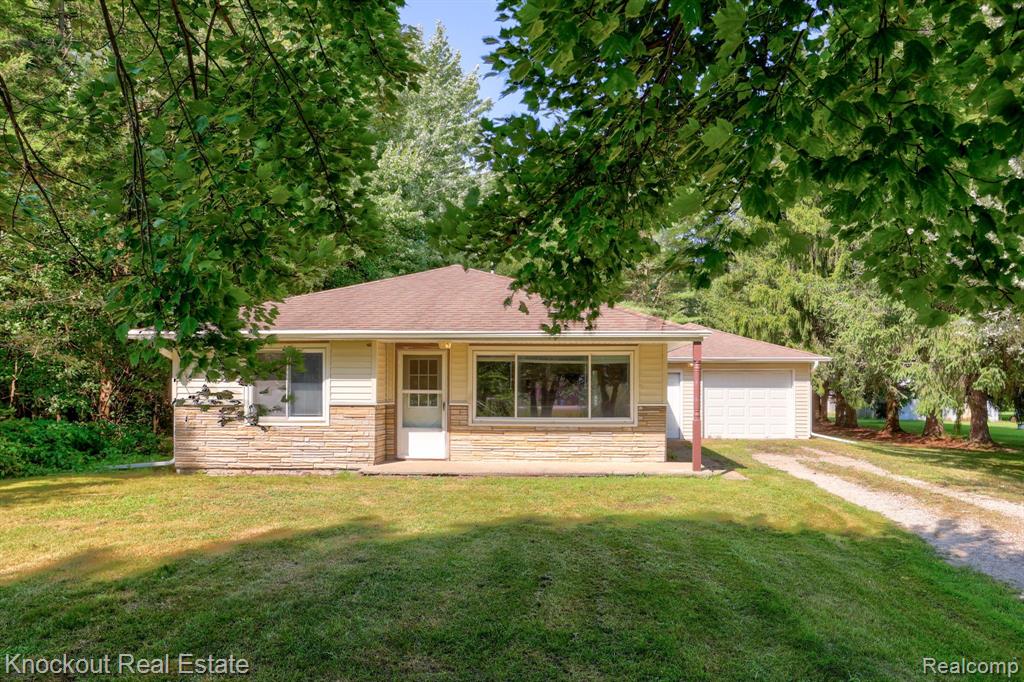 5360 S GRAHAM Road, St. Charles, MI 48655 — front exterior
