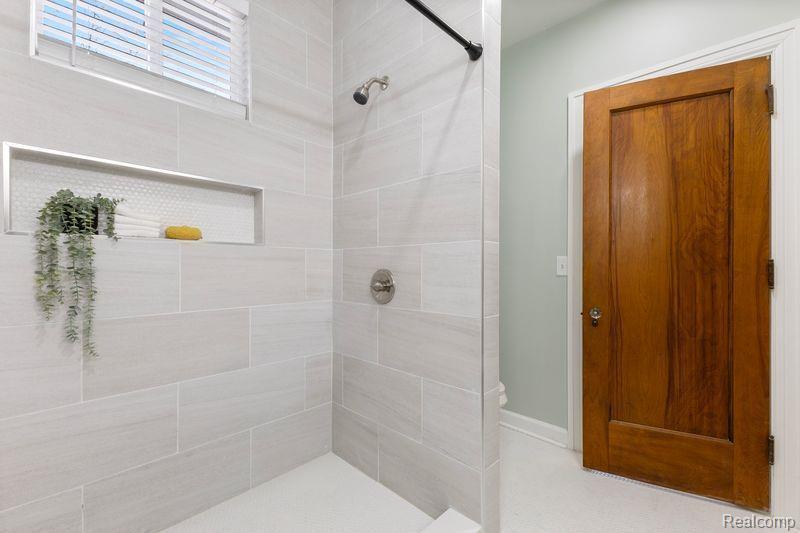 53 MILLER Street, Mount Clemens, MI 48043 — Photo 25