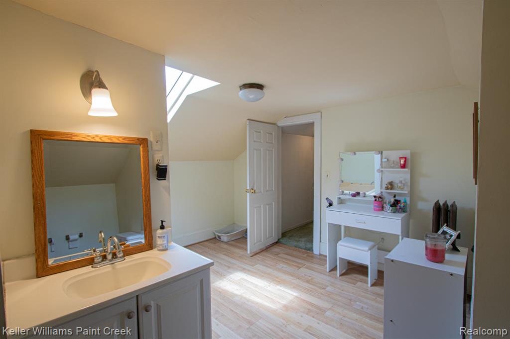 235 E Saint Clair Street, Almont, MI 48003 — Photo 23
