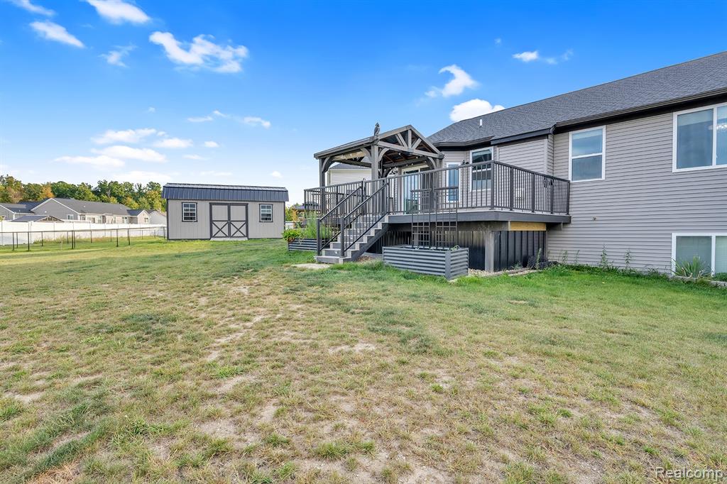 8185 Hidden Cove Court, Grand Blanc, MI 48439 — Photo 49