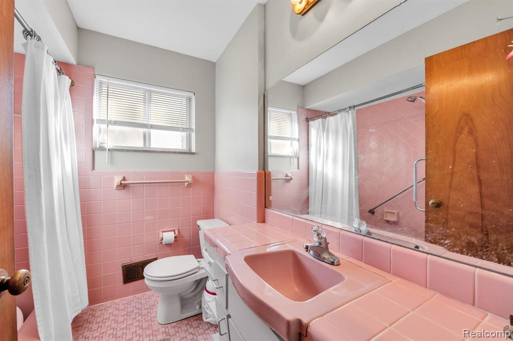 8150 MARIAN Street, Warren, MI 48093 — Photo 18