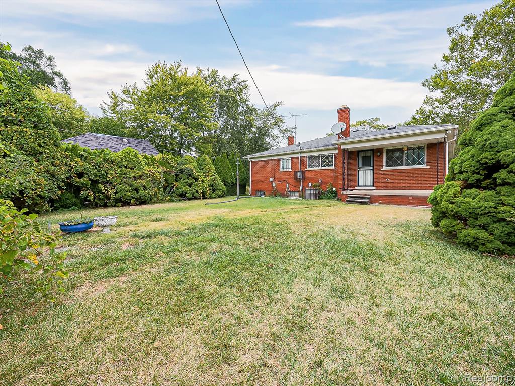 4519 Marseilles Street, Detroit, MI 48224 — Photo 14