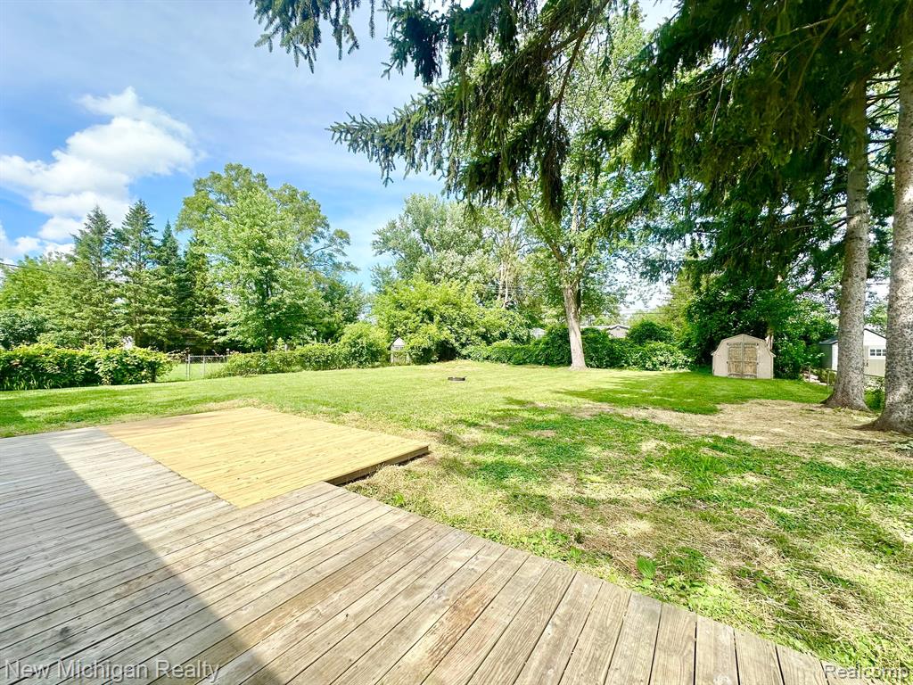 6109 WOODSDALE Drive, Grand Blanc, MI 48439 — Photo 21
