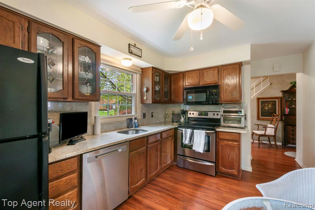 1200 Trailwood Path, Bloomfield Hills, MI 48301 — Photo 11