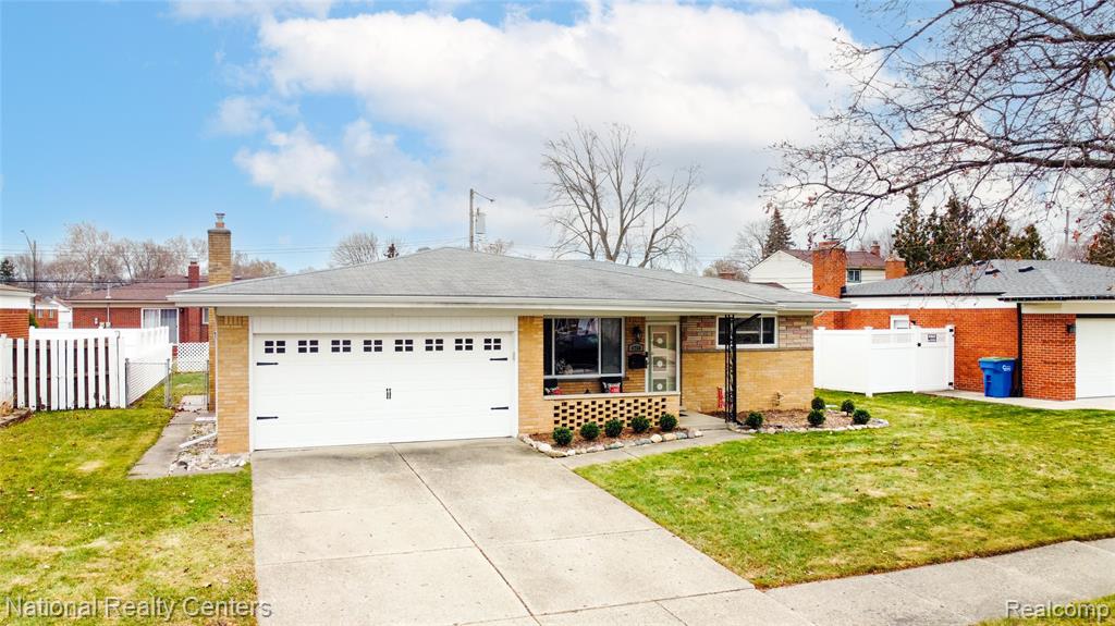 4760 Red Maple Drive, Warren, MI 48092 — Photo 3