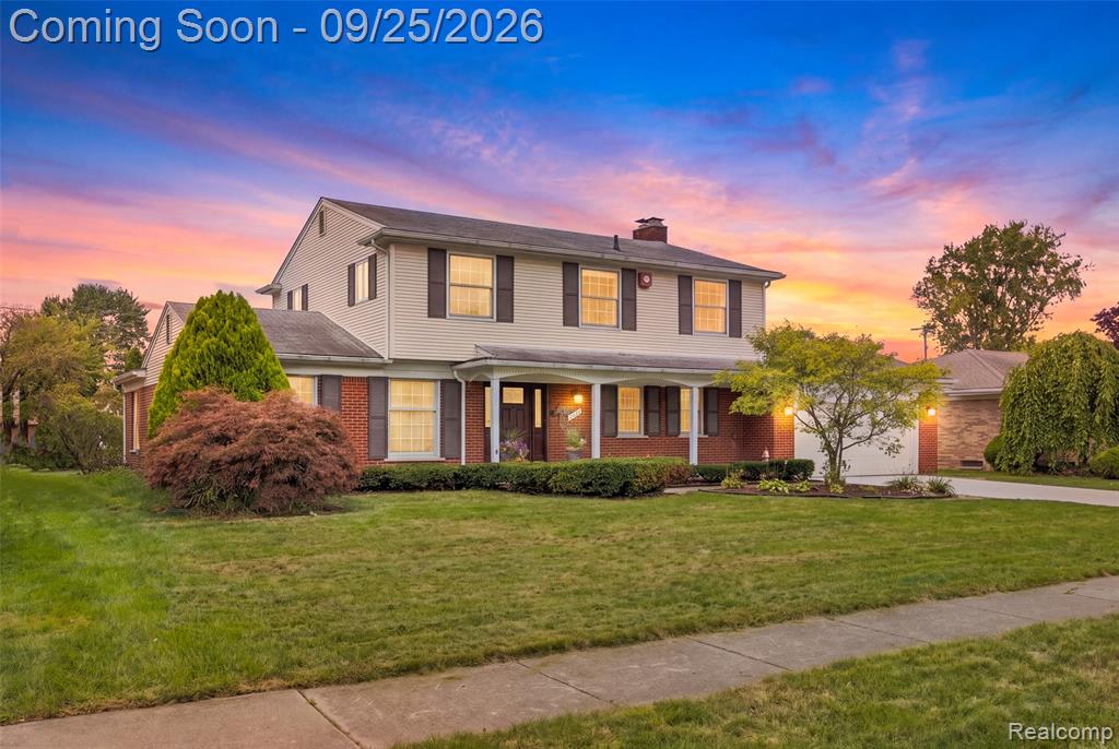 1615 N Evangeline Street - Photo 2