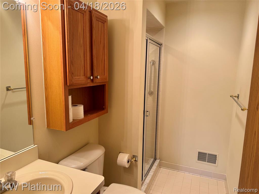 41378 Fortuna Drive E, 125, Clinton Twp, MI 48038 — Photo 11