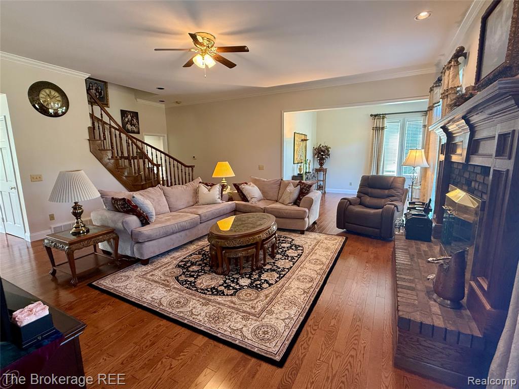 12088 Pinebrook Lane, South Lyon, MI 48178 — Photo 6