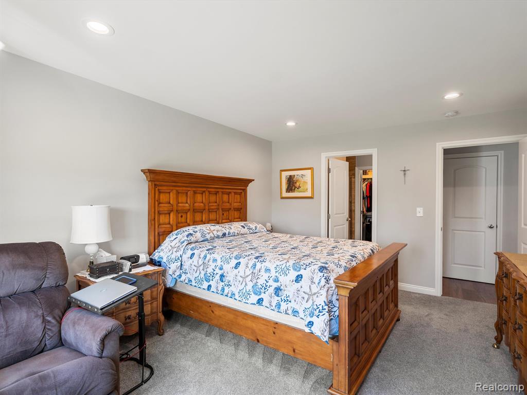 46854 EMERALD CREEK Drive, Shelby Twp, MI 48315 — Photo 24
