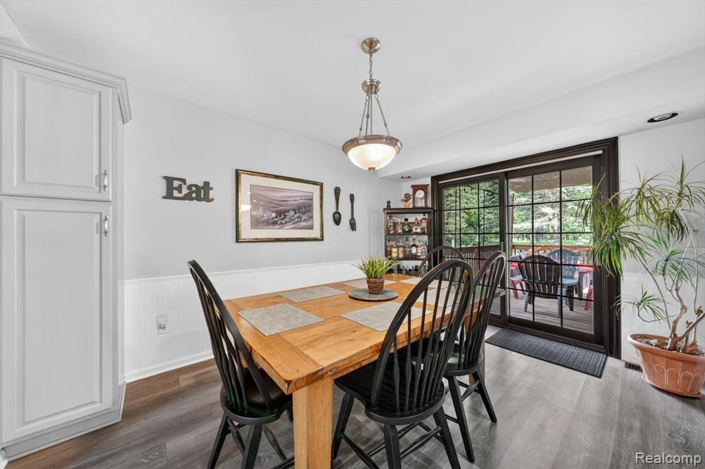 611 THORNEHILL Trail, Oxford, MI 48371 — Photo 17