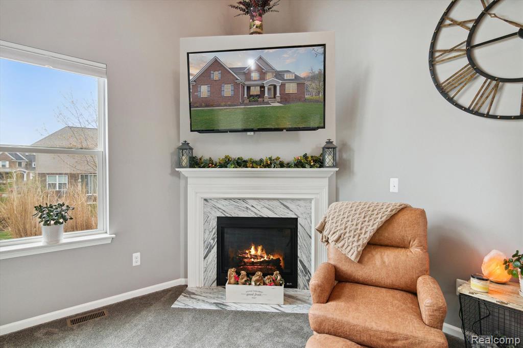 571 HUDSON Circle, South Lyon, MI 48178 — Photo 12