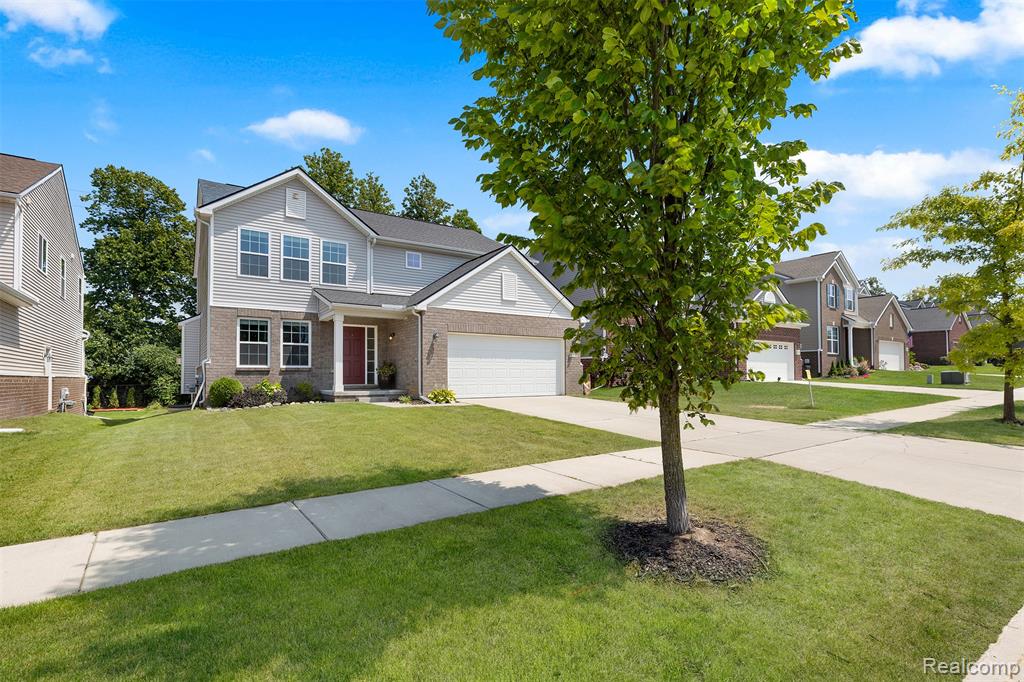 21422 Navarra Drive, South Lyon, MI 48178