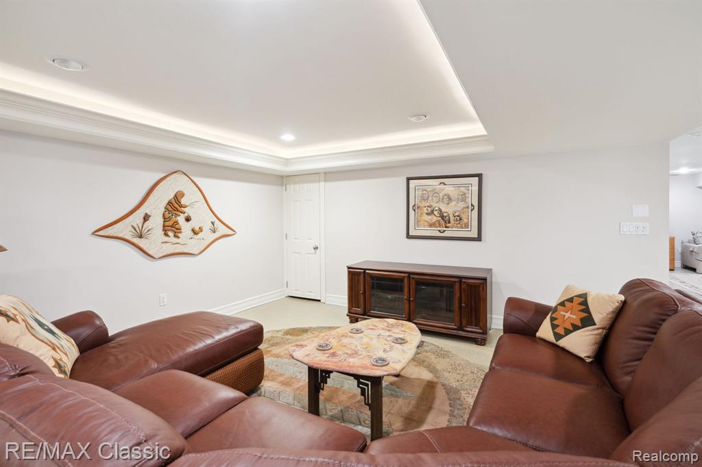 39508 VILLAGE RUN Drive, Northville, MI 48168 — Photo 34