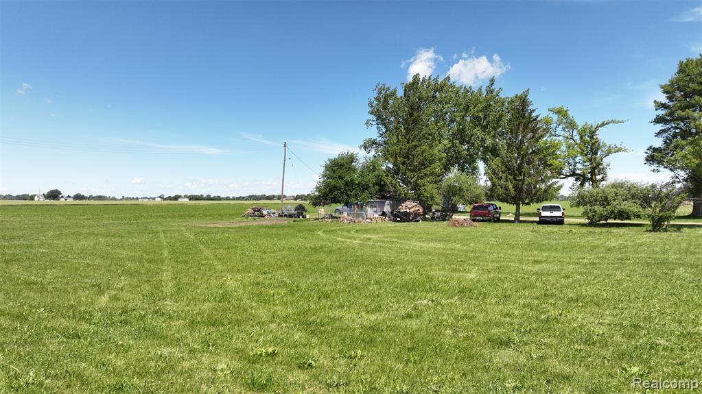 3521 Benoit Road, Fairgrove, MI 48733 — Photo 6
