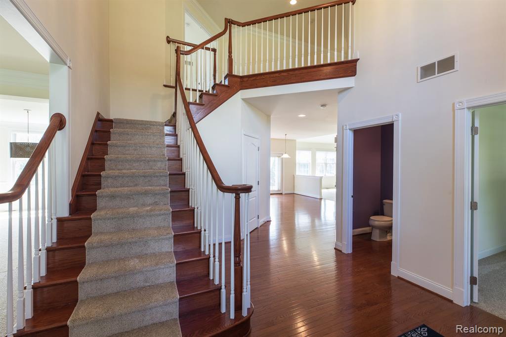 17904 Crestbrook Drive, Northville, MI 48168 — Photo 8