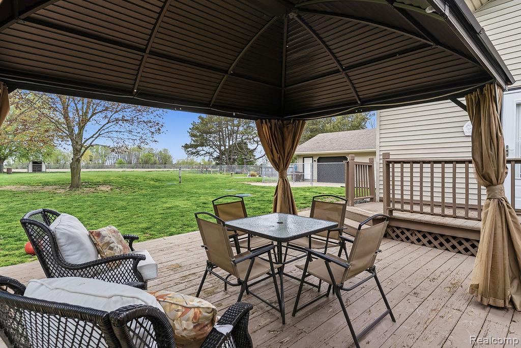 4246 S Durand Road, Durand, MI 48429 — Photo 40
