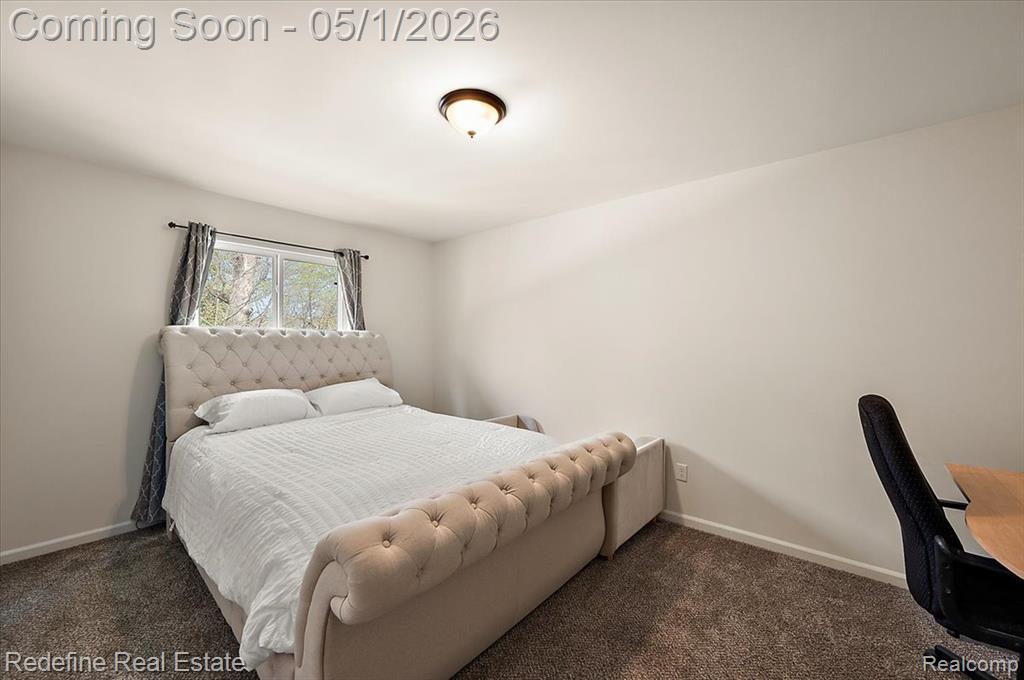 310 Fountain Park Drive, Waterford, MI 48327 — Photo 18