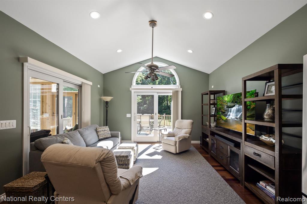 10180 Hadley Road, Clarkston, MI 48348 — Photo 14