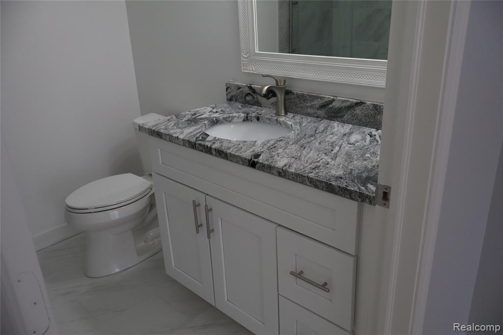 44843 MARIGOLD Drive, Sterling Heights, MI 48314 — Photo 20