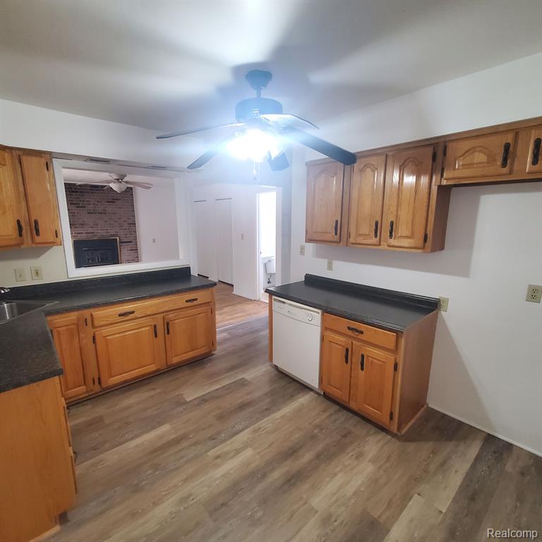 4359 E HILL Road, Grand Blanc, MI 48439 — Photo 9