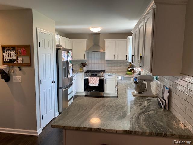 5564 Water Willow Drive, Howell, MI 48843 — Photo 7