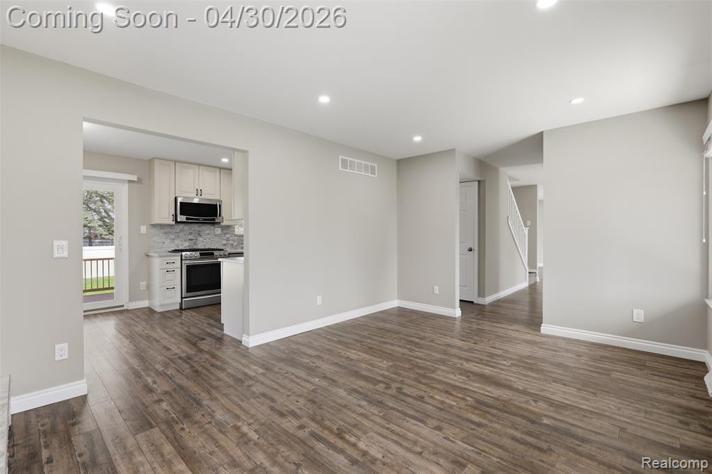 7978 Little Farm Lane, West Bloomfield, MI — Photo 23