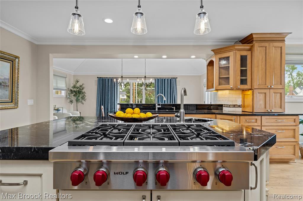 18341 Warwick Street W, Beverly Hills, MI 48025 — Photo 14