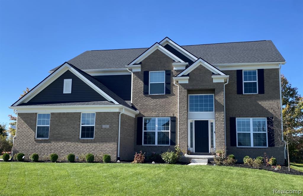 22270 Hilda Lane, South Lyon, MI 48178