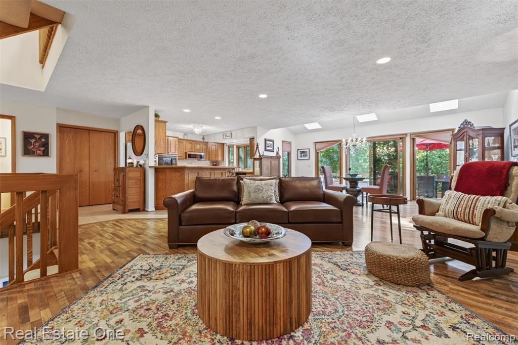 6586 Scenic Pines Court, 43, Clarkston, MI — Photo 14