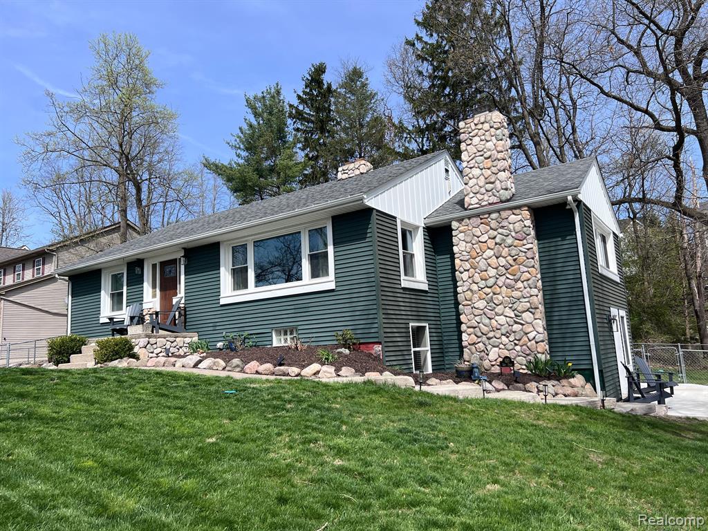 620 EAST Street, Milford, MI 48381 — Photo 5