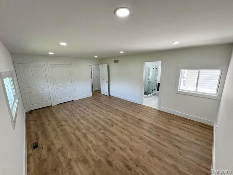 6560 NORTON Drive, Troy, MI 48085 — Photo 20